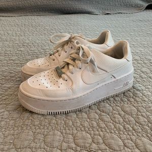 Nike Air Force 1 Platform